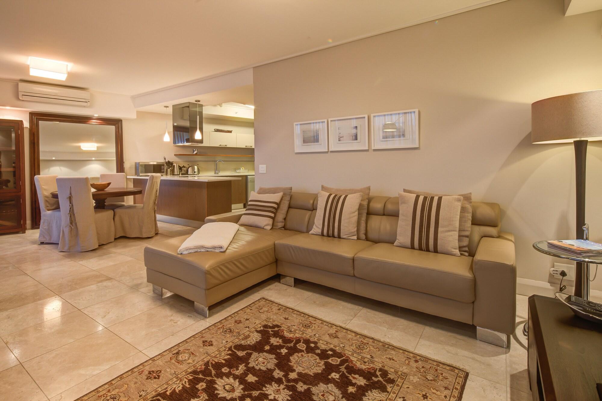 Canal Quays Apartment