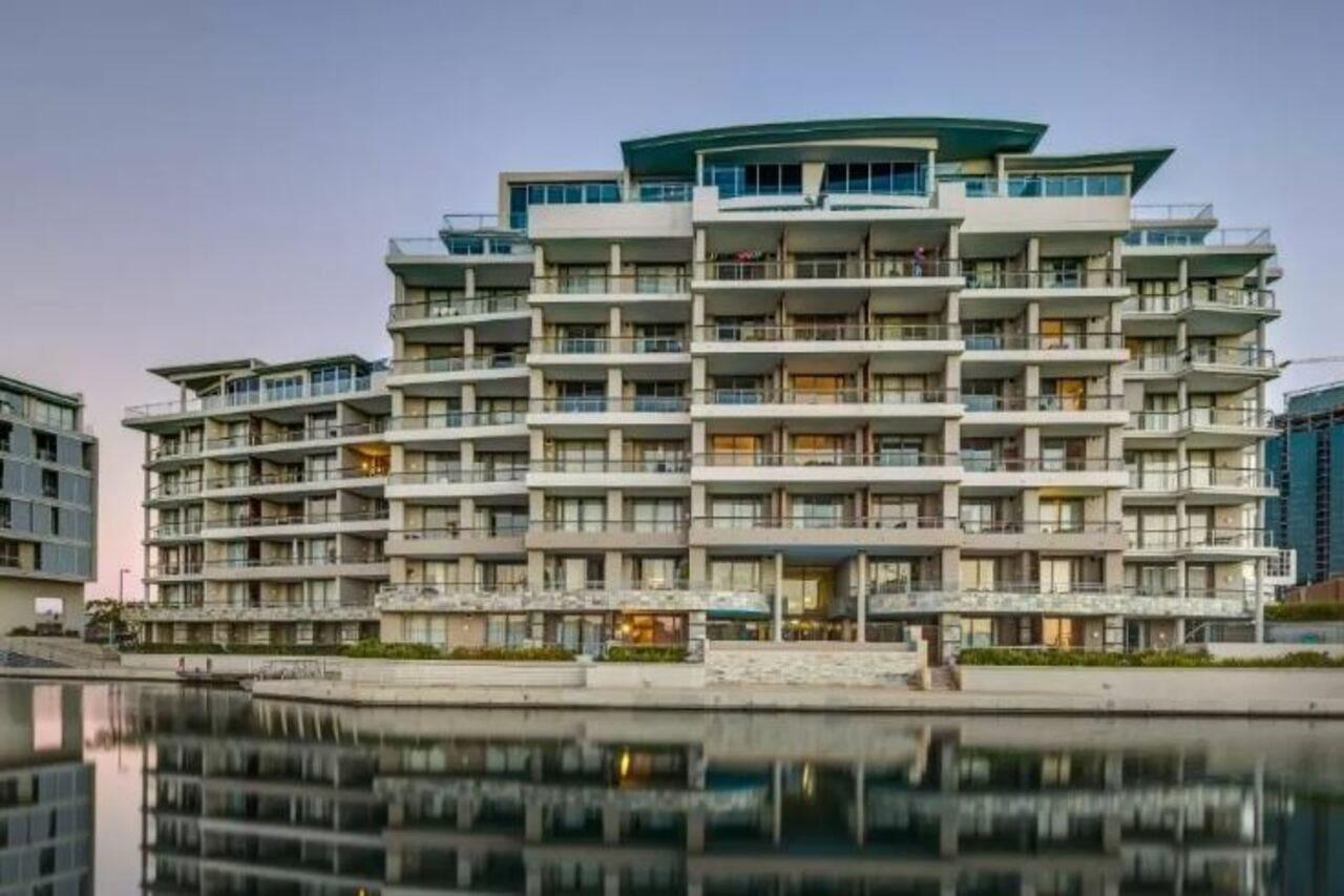 Canal Quays Apartment